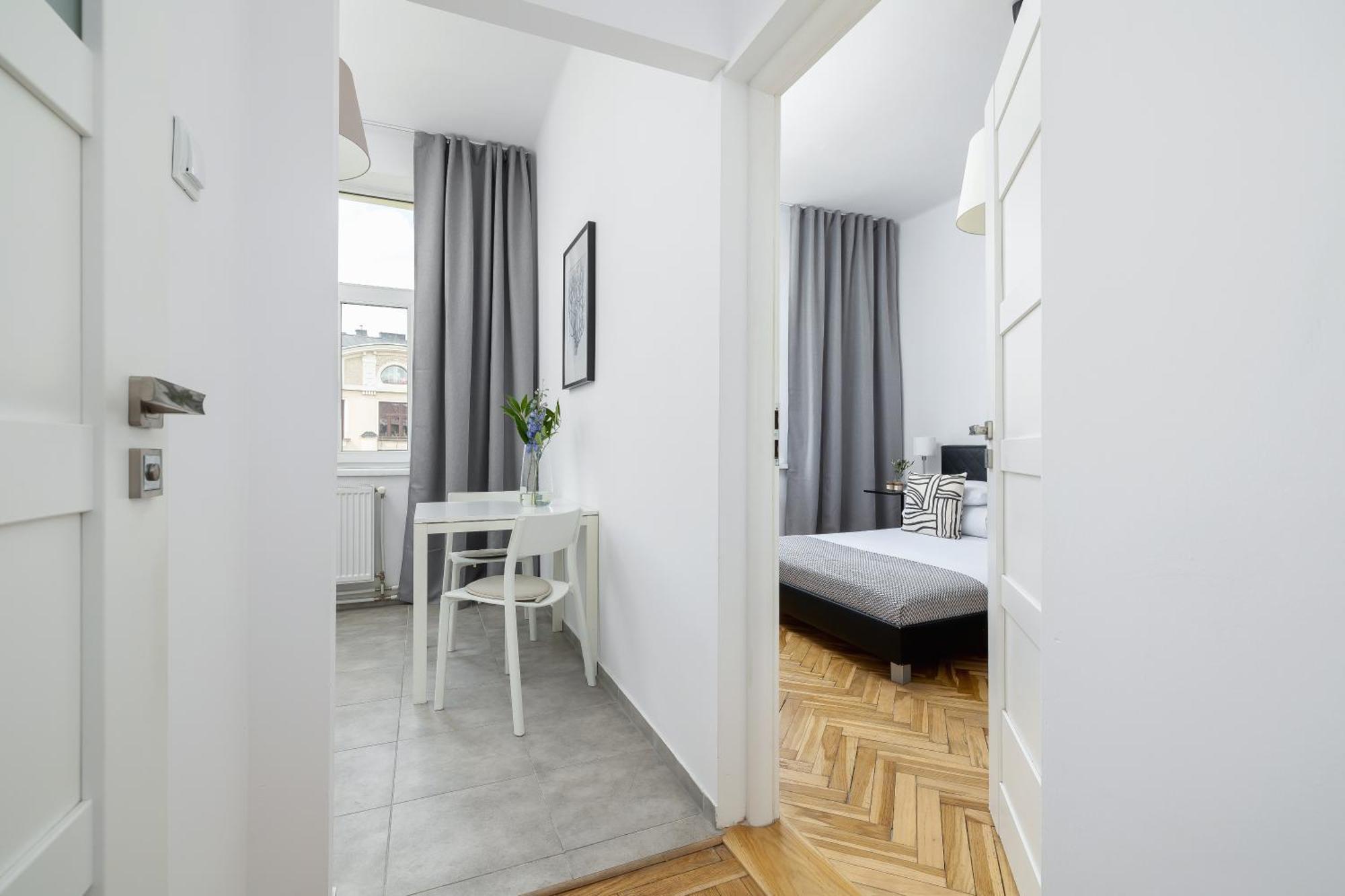 1-Bedroom Apartment - Dluga 65 Street Krasków Exterior foto